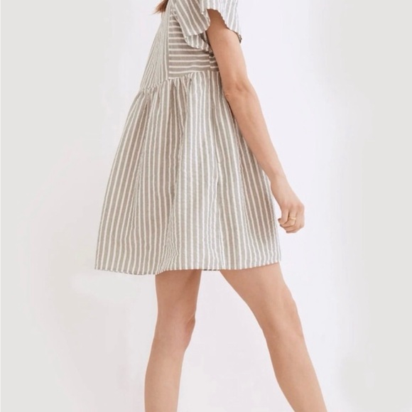 Madewell Seersucker Flutter-Sleeve Mini Dress Striped Sage Green Medium - Picture 2 of 10